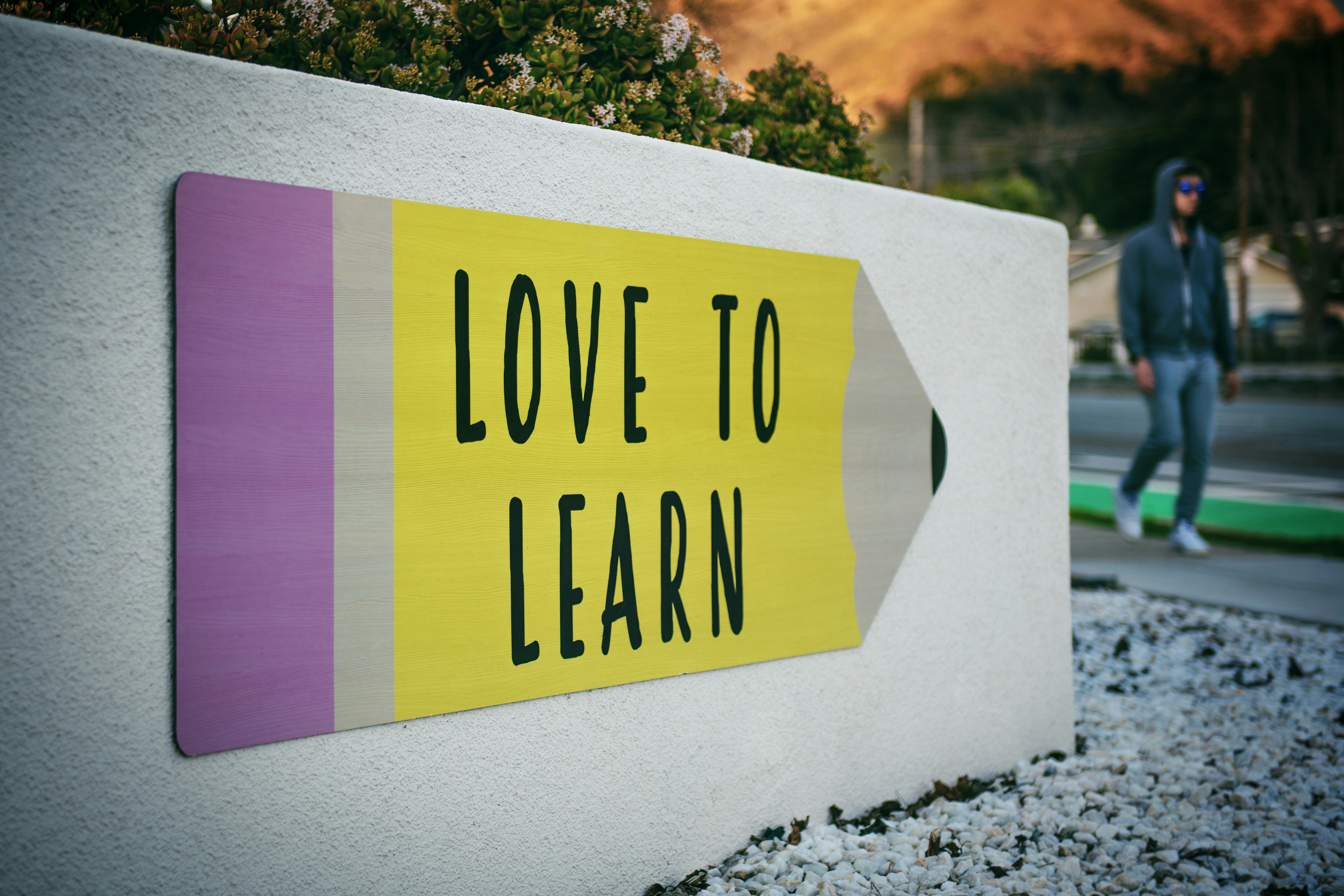CPD for Professional Linguists — Keep Learning Everyone! CPD for Professional Linguists — Keep Learning Everyone!